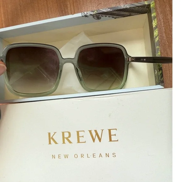 KREWE Margot sunglasses blue square - Picture 12 of 14